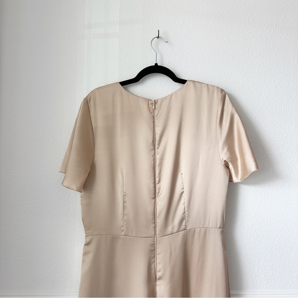 NEW Show Me Your Mumu Rome Twist Gown Maxi Dress in Champagne Luxe Satin XL - Picture 7 of 10